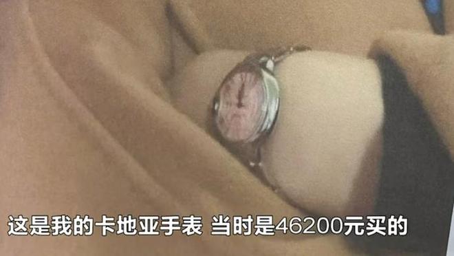 惊呆！15岁女孩与同学分工合作，9300元贱卖母亲13万奢侈品，为买这个