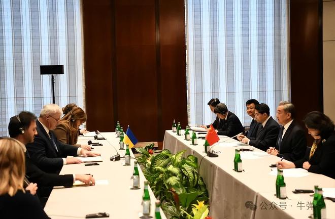 牛弹琴:一觉醒来,乌克兰感谢中国了