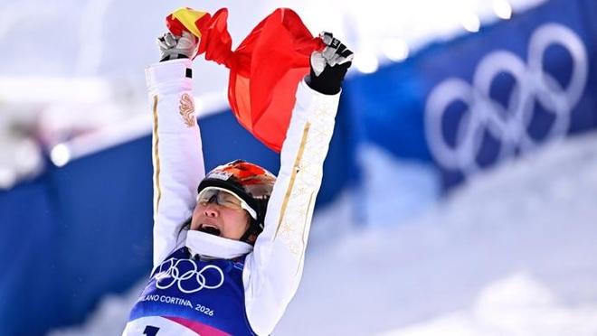 “我还是第一吗？”徐梦桃在利维尼奥把答案又写了一遍