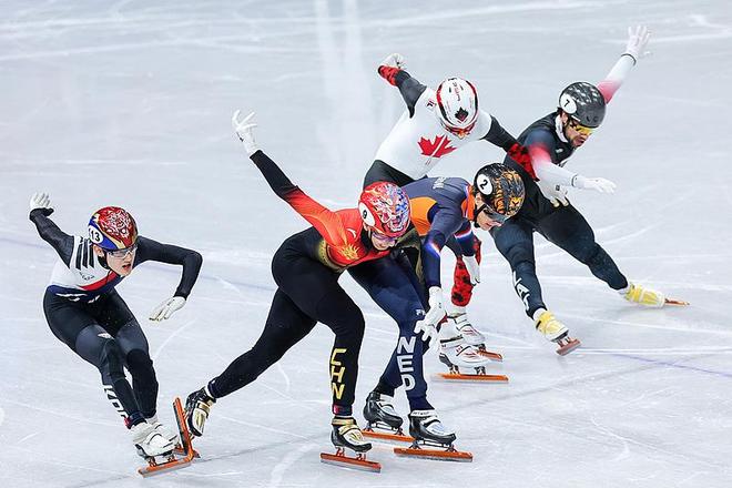 米兰冬奥｜走出失误阴霾拼下一枚银牌，孙龙感谢团队助他度过“煎熬的一天”