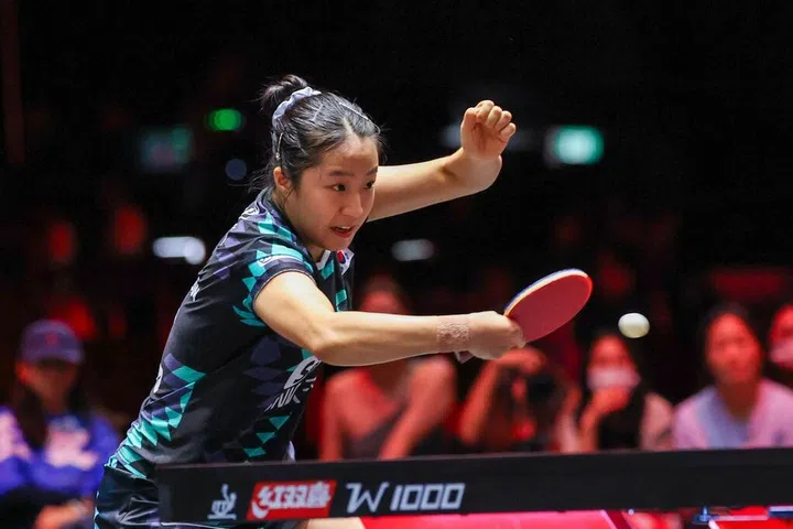 王曼昱战胜申裕斌晋级女单 却在女双和混双项目中无缘新加坡大满贯决赛对手挺进