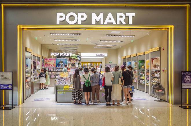 泡泡玛特预测：2025年营收将达到371.2亿元，全球四大市场全部实现三位数增长