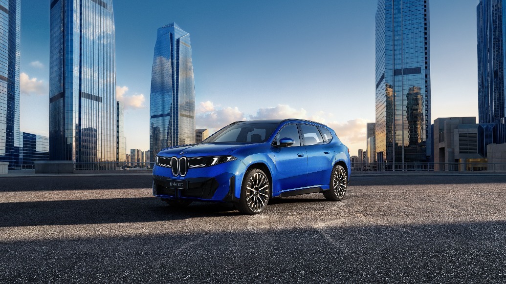 宝马新世代iX3长轴距版外观发布:轴距加长108毫米,多项中国专属设计