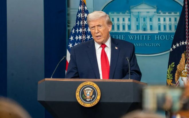 “48小时”通牒期限未满，特朗普又“临阵退缩”了？| 京酿馆