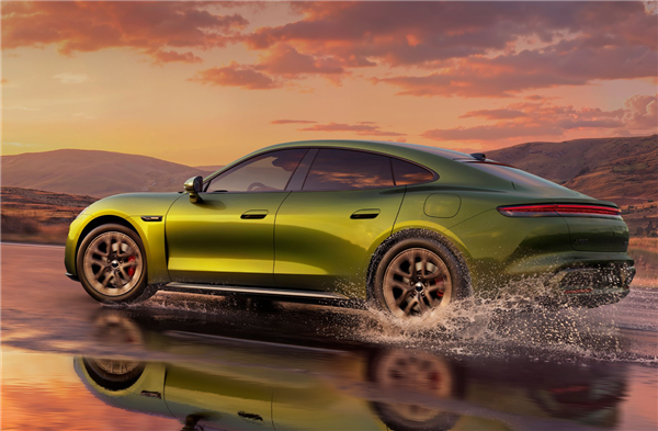 鸿蒙智行最美轿跑！尚界Z7/Z7T预售24小时：小订破25000台