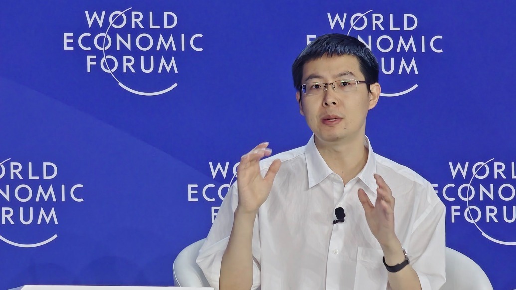 速度碾压人类!王兴兴放话:下个月机器人半马要跑进1小时内