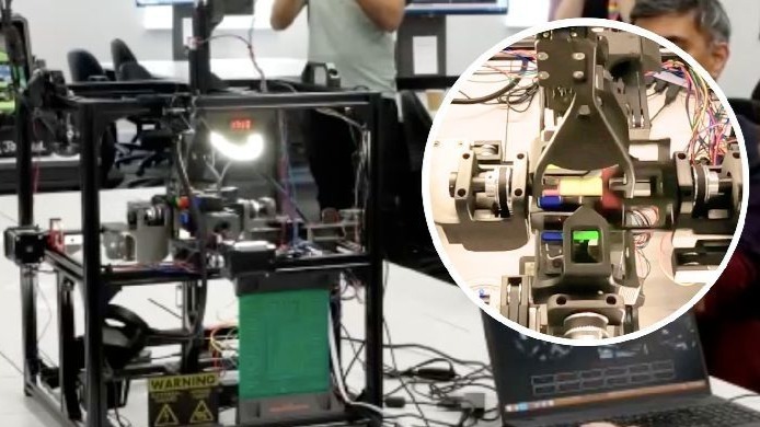 英国两兄弟开发出魔方机器人：45.3秒复原四阶魔方获吉尼斯纪录