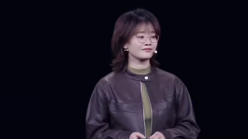 小米AI团队罗福莉组创新成果，实现算力成本锐减七成以上