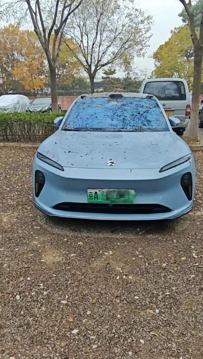 二手车购入24万遇坑：709公里里程竟是贷款未清，两年内无法过户，原车主仍能远程掌控