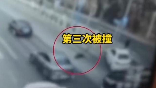 67岁男子闯红灯被三车连撞！家属：没想讹人，但希望各方担起应尽责任