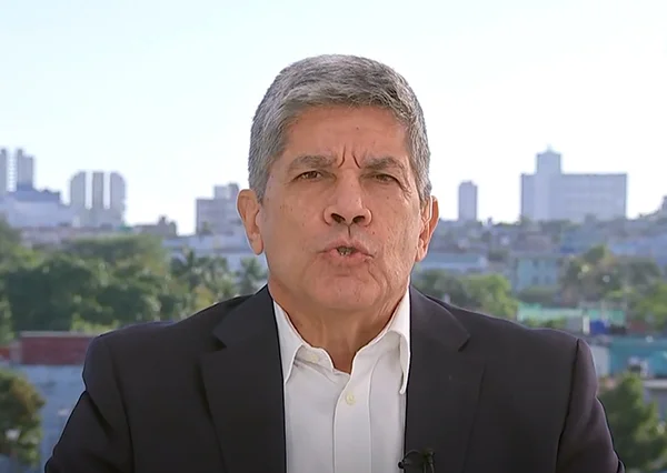 德科西奥在美国全国广播公司22日播出的《与新闻界对话》节目中