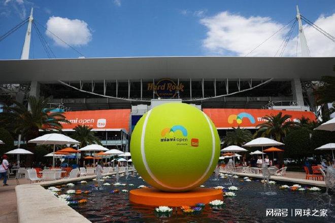 郑钦文大满贯连胜!张帅胜出,阿卡遭冷门,西西惨败