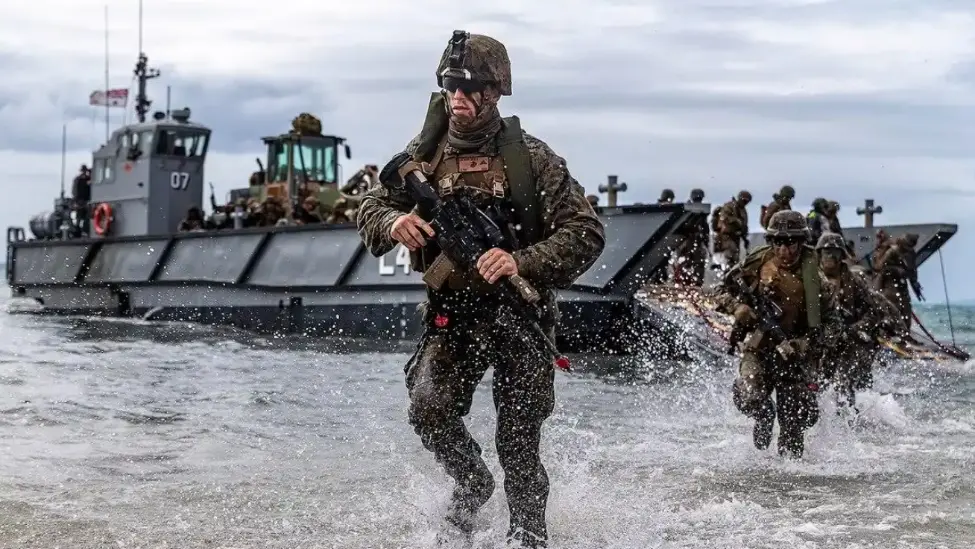 英国媒体构想美军与以色列联手地面打击伊朗，目标远超哈尔克岛