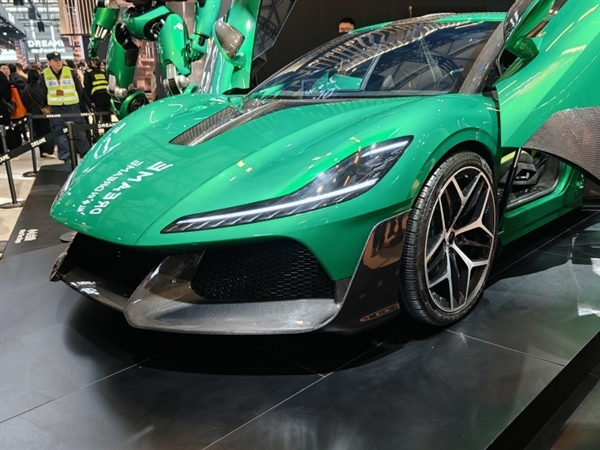 追觅首款SUV概念车首秀:超跑风格外观 辨识度拉满