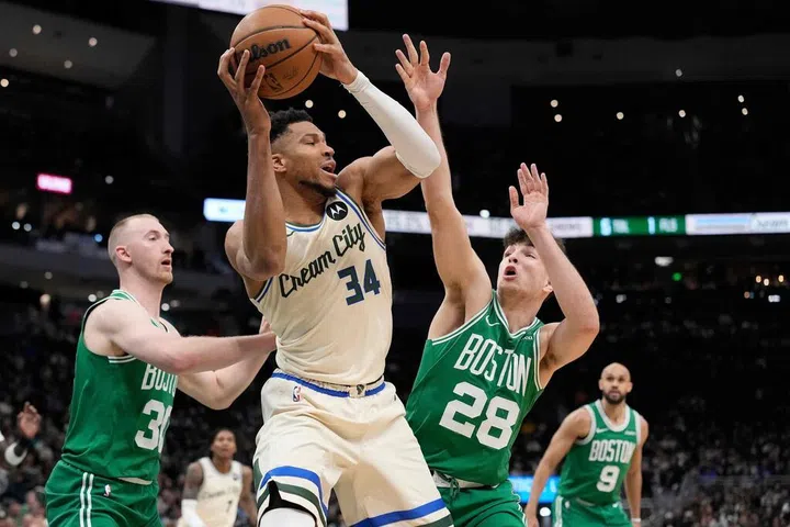 公鹿核心缺席15场后复出，但仍在家门口遭遇失利