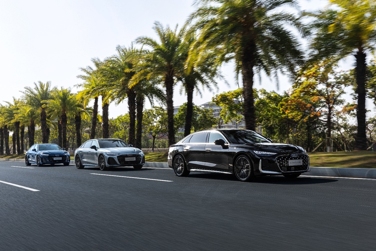 全新奥迪A6L上市售32.29万元起 纯电奥迪A6L e-tron开启预售31.3万元起