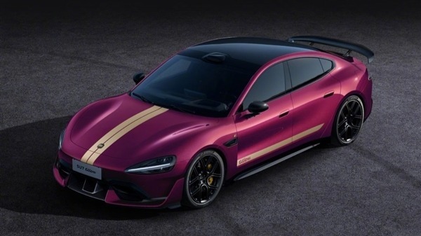 小米SU7 Ultra新增暮光玫瑰车漆、三档可调碳纤维尾翼:选装价1.1万、1.2万