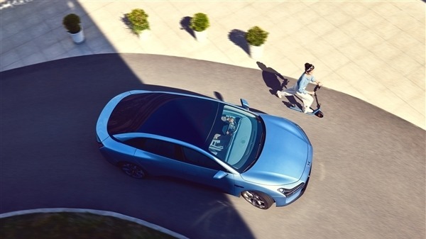 小鹏汽车揭晓2026年OTA蓝图：季度更新不断、二季度自动驾驶迎重大突破