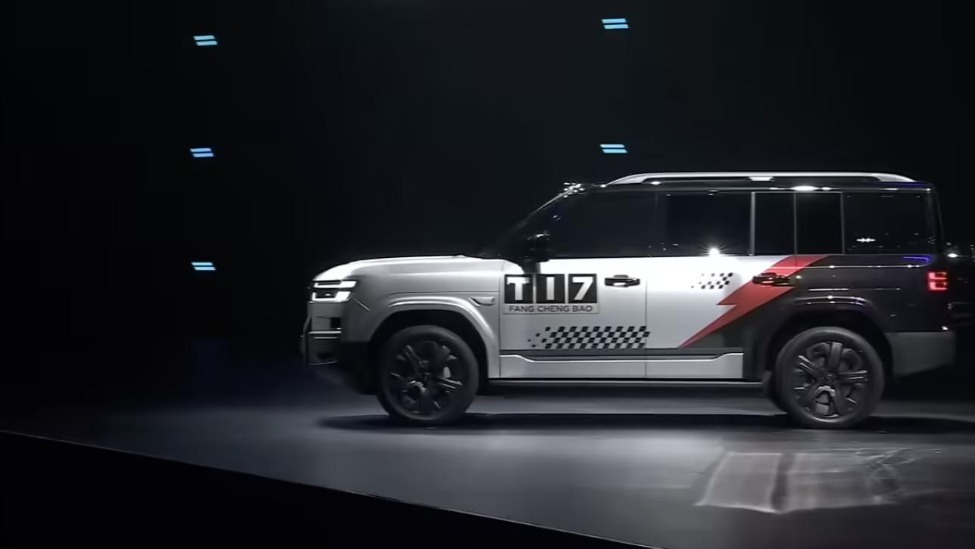 钛3与钛7 EV闪充版首次亮相,比亚迪方程豹3月13日震撼发布