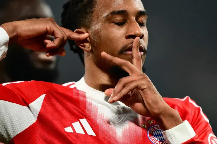 拜仁首战欧联劲挫亚特兰大 比分定格6比1