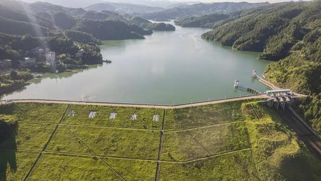 探访“鸭里有黄金”风波下的村镇:当地人讲述疯狂的“淘金往事”,私自淘金早已被禁止