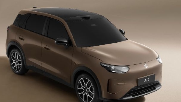 零跑A10小车确认搭载禾赛ATX激光雷达，全车共27个高精度感知硬件