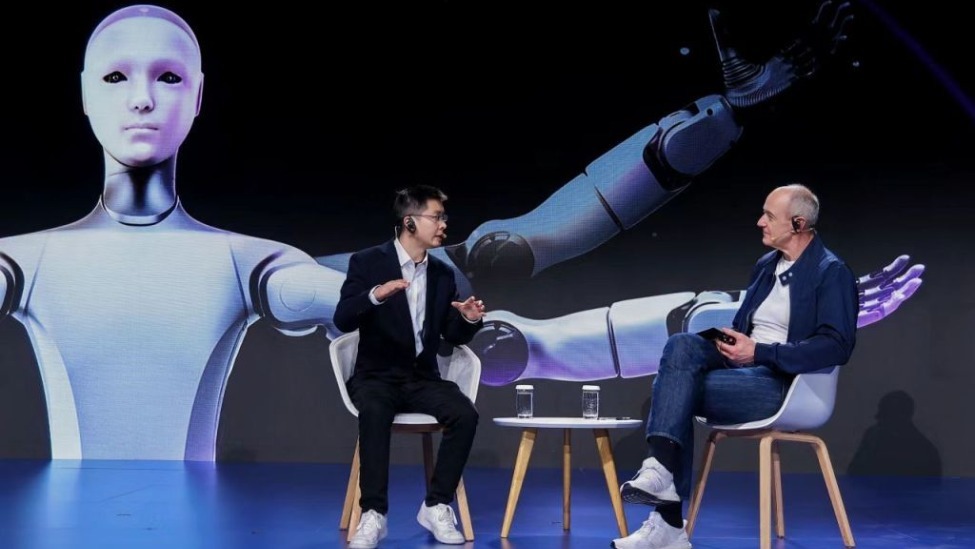 宇树科技CEO:机器人任意动作生成、自主出招对打,六个月后可实现