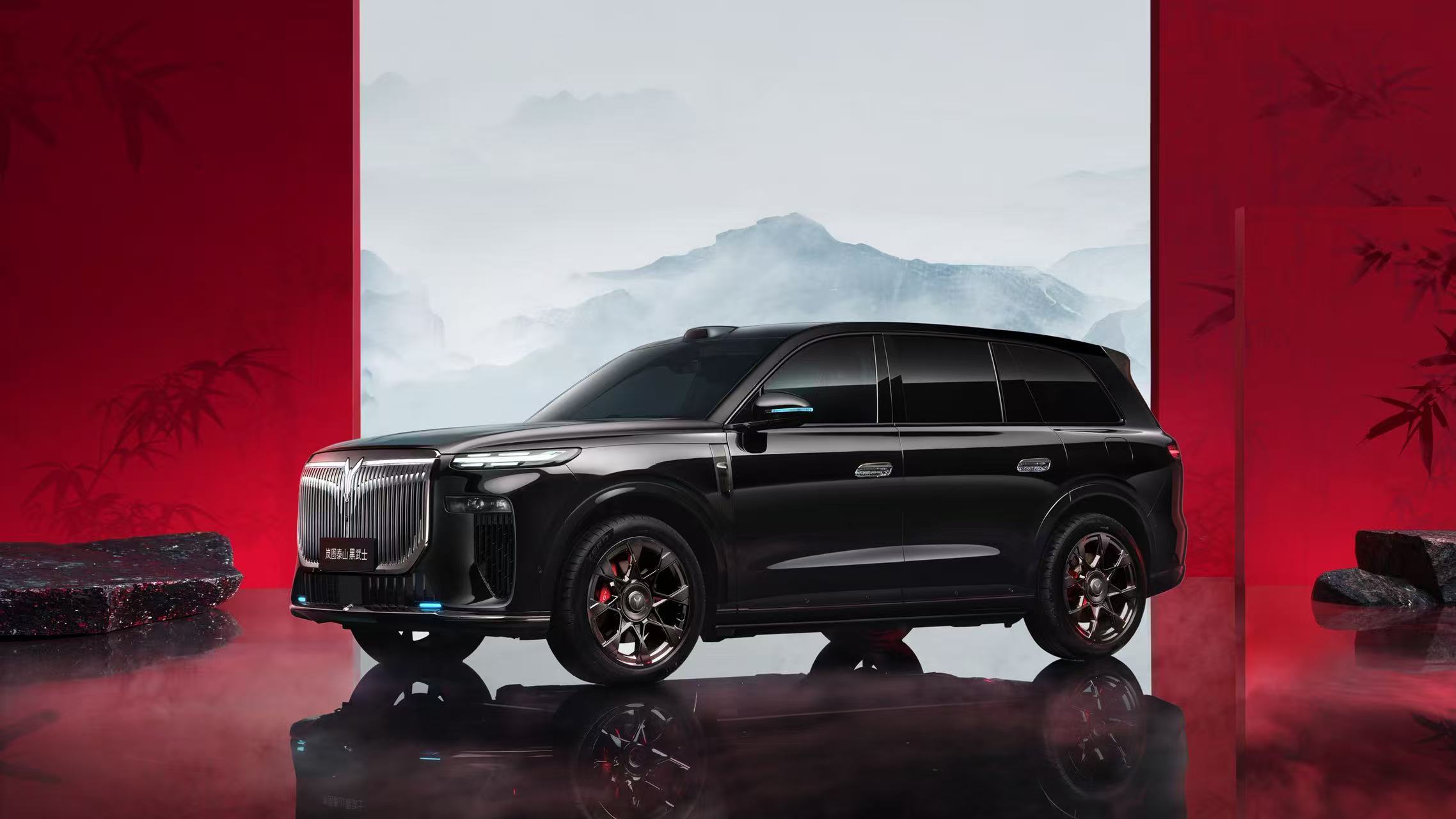 岚图泰山Ultra:896线激光雷达旗舰SUV量产上市