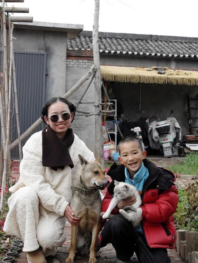 一家三口斥资50万改造农村老宅,20年租期换来理想田园生活:乡村成长空间胜过城市学区房