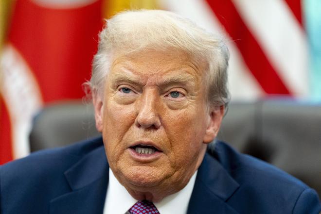 美国已削弱伊朗实力 特朗普：对方只能发动零星反击 无法构成威胁