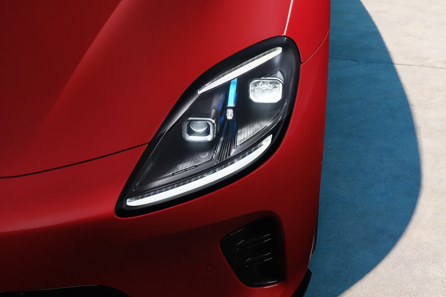 启境AISTALAND品牌发布 首款智能猎装启境GT7全球首发并开启盲订