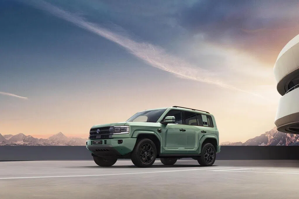 腾势B5混动越野SUV 零至百公里加速只需4.8秒