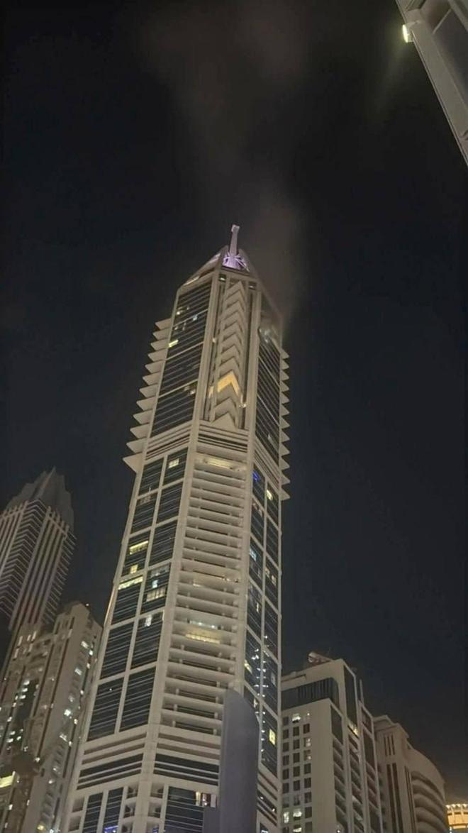 国际新闻早知道丨伊朗最高领袖选举会议将在24小时内举行 多架美军轰炸机飞抵英军基地