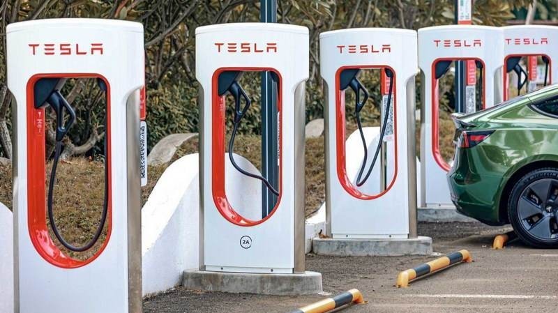 55座特斯拉超充站在重庆高速服务区落成