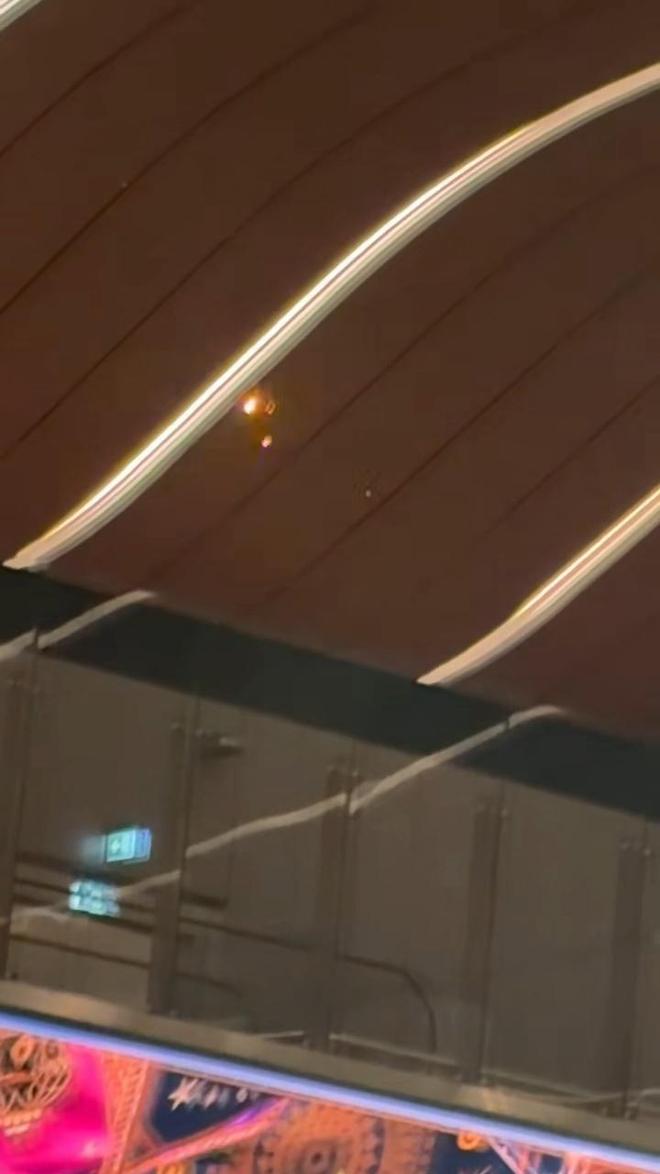 多哈机场发生爆炸 中国留学生目睹导弹升空:震感强烈伴哭泣声 同胞群内互帮互助传递最新撤离信息