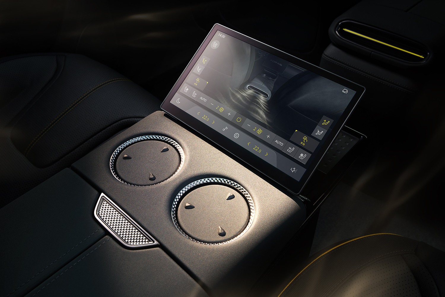 莲花For Me首搭路遥超级混动 952马力/零百3.3秒/指导价50.8万元起