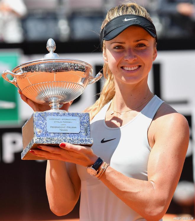 斯维托丽娜虽遭意外淘汰仍居排行榜前列