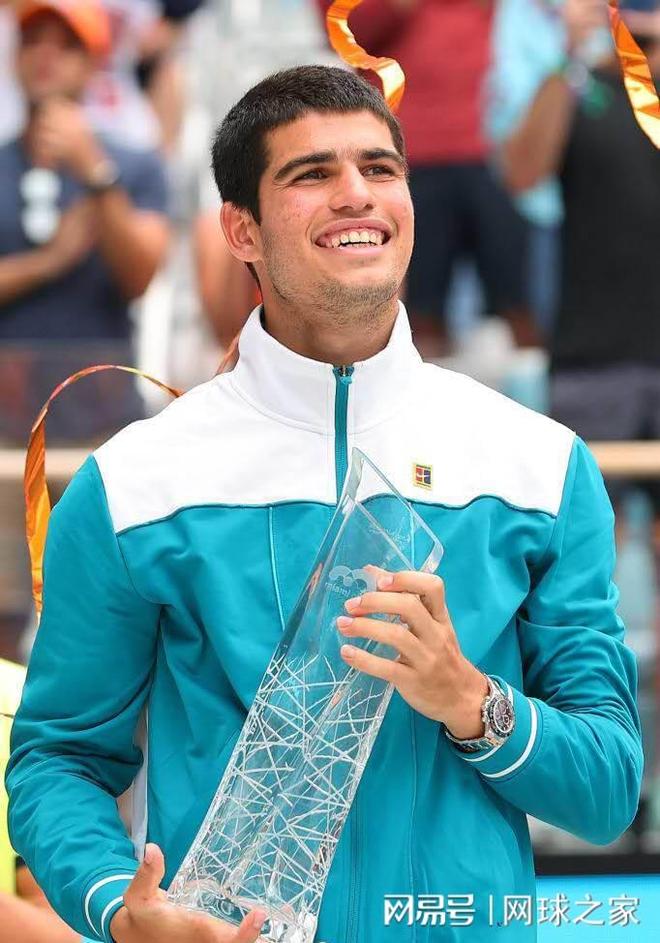 辛纳冲击阳光双冠?迈阿密赛爆冷不断