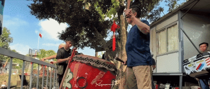 △“龙舟藏涌”仍是广东地区最常见的保存龙舟的方法。（图/小红书@Ramses.T拉美西斯甜）