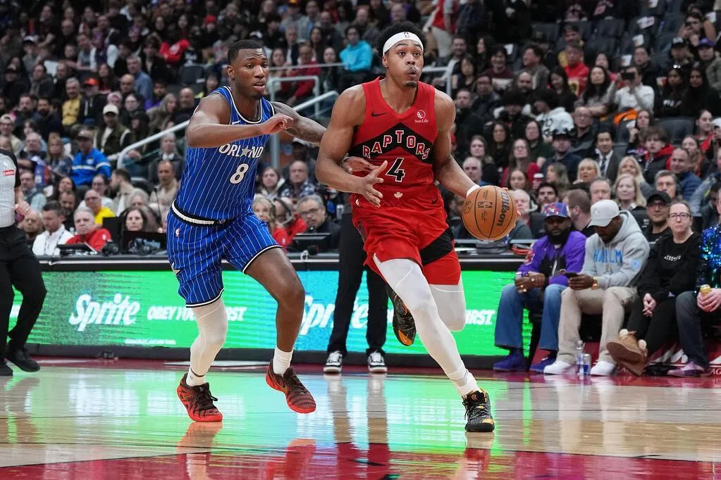 轰出30年来NBA最强攻势 猛禽送魔术队史最惨败仗