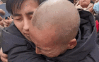 东北小伙张云鹏历经二十五年终与家人重逢：愿常回家探望亲人丨红星寻人记