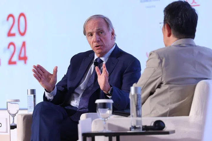 美国亿万富豪达利欧家办披露 对美股持仓超5亿美元