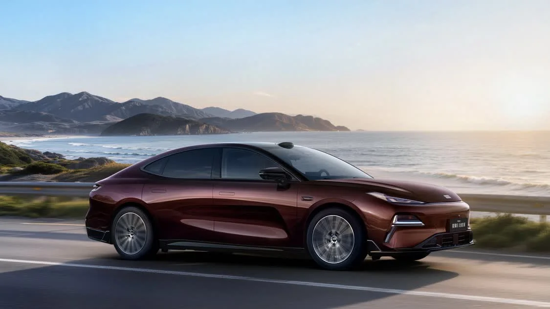 14.28万起，吉利银河星耀8“远航家”开启预售