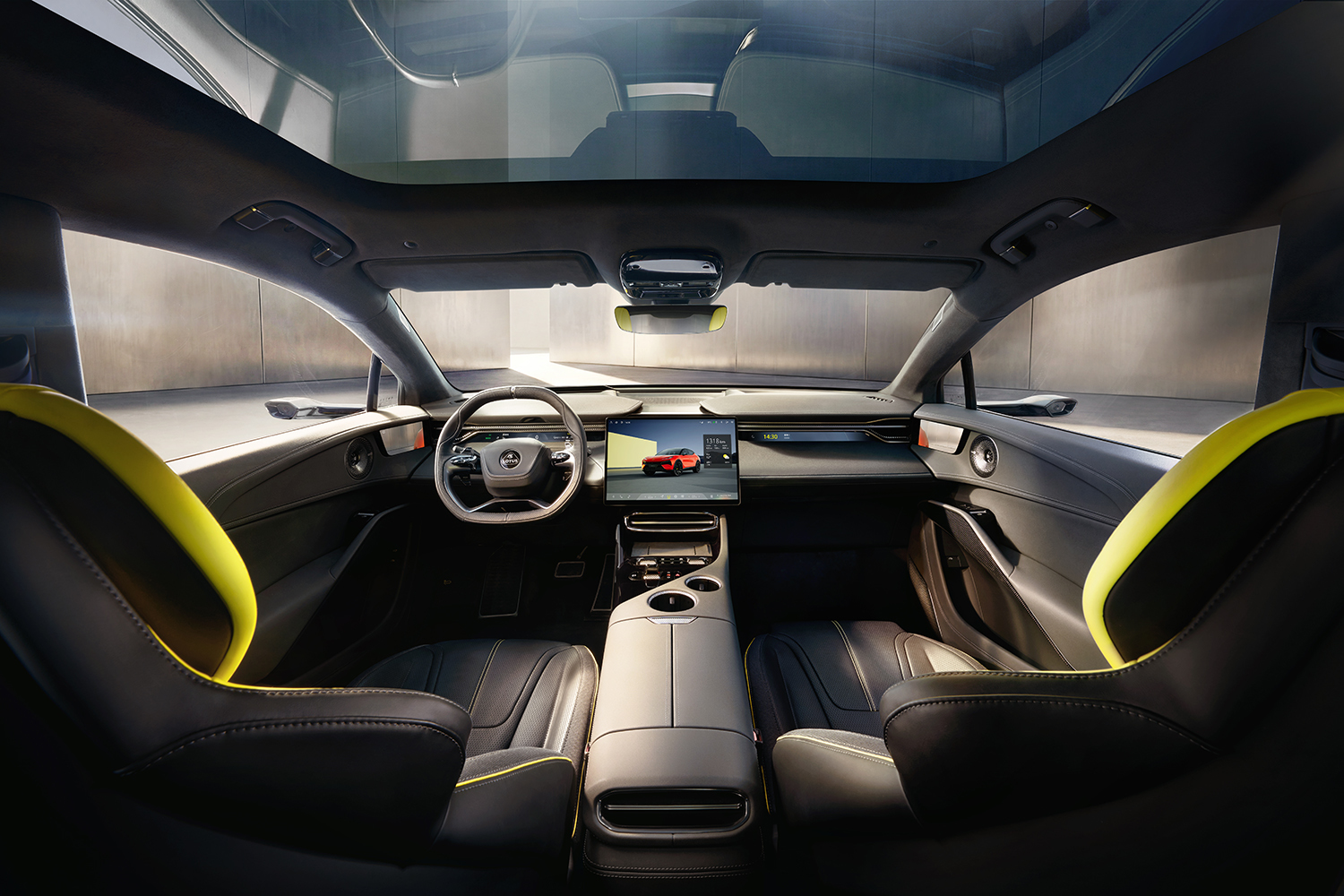 莲花For Me首搭路遥超级混动 952马力/零百3.3秒/指导价50.8万元起