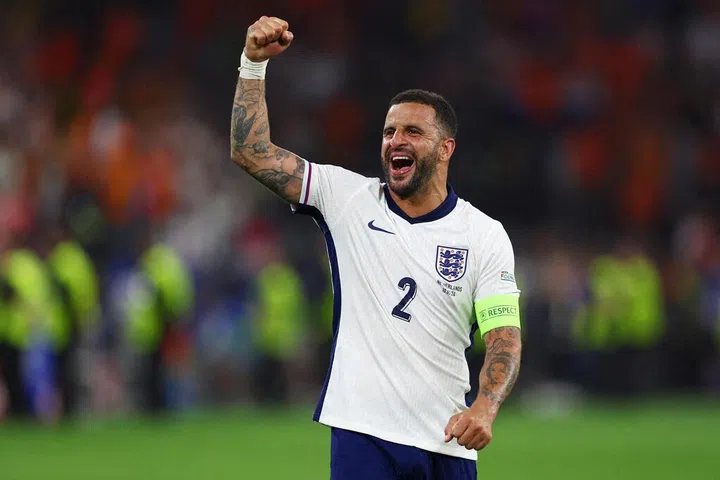 英格兰国家队告别沃克 丘库埃梅卡选择代表奥地利出战