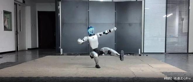 宇树机器人春晚亮相后再升级：单一策略解锁极限动作 王兴兴点评