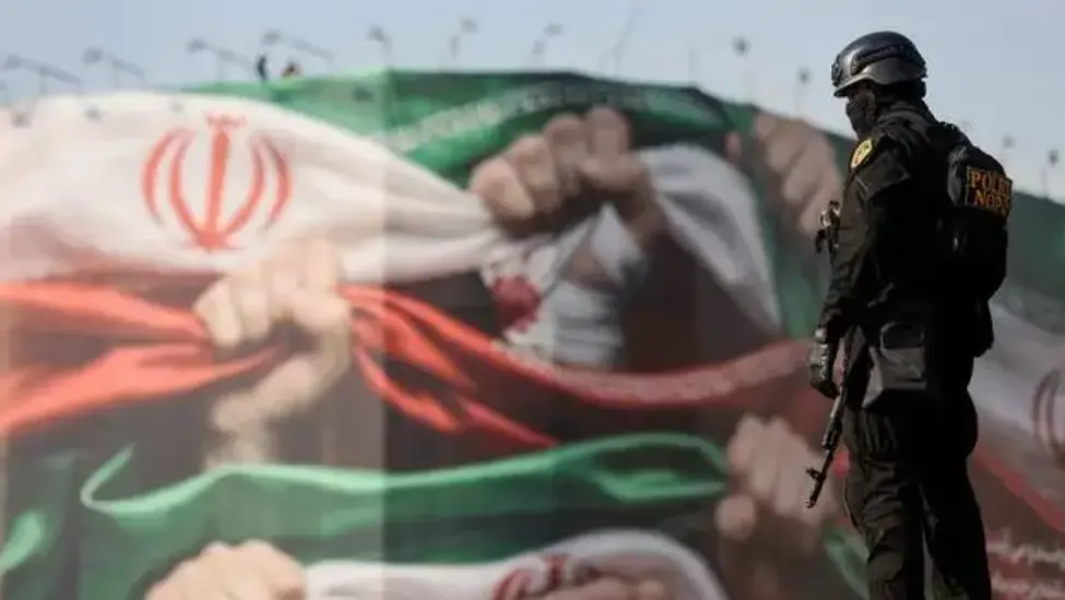 特朗普在离开白宫前往佛罗里达州时对媒体说,同伊朗“我们可以对话,但我不想停火”。