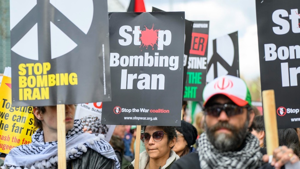 伊拉克库区领导人住所遭袭,马克龙警告局势升级风险