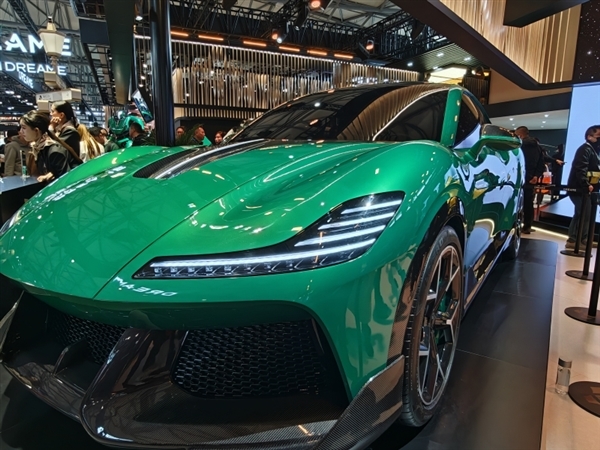 追觅首款SUV概念车首秀:超跑风格外观 辨识度拉满