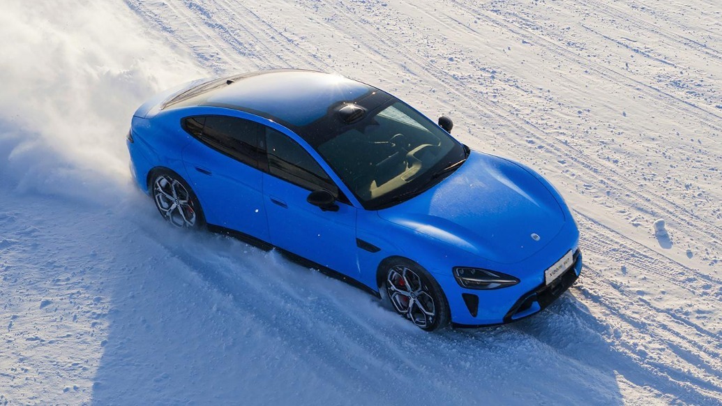 雷军:新一代SU7首周交付四五千辆